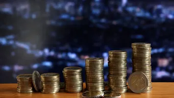 Paradoxul României: stă pe un munte de bani europeni, dar bugetul e aproape gol