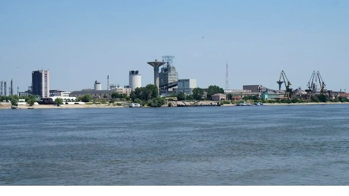 Instalațiile de producție și clădirile Combinatului chimic Donau Chem din Turnu Măgurele, scoase la vânzare    