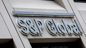 S&P a revizuit în scădere ratingul Franței