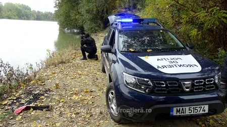 Polițiști de frontieră, înjunghiați de traficanții de migranți, pe A1. Au fost trase focuri de armă