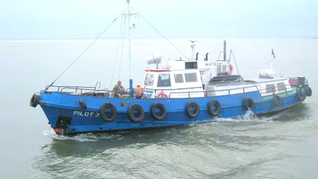 Chilipir! Administrația Dunării vinde, la prețuri de mașini SH, cinci „pilotine” maritime cu lungimea de 12 metri și motorizare de 150 CP