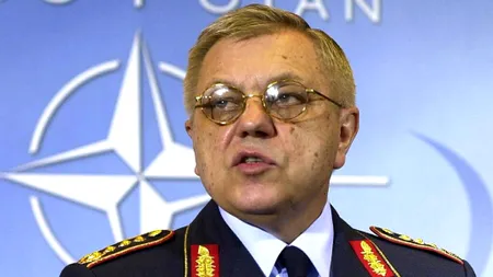 Fost şef NATO: Aprovizionarea Ucrainei cu arme doar prelungește războiul
