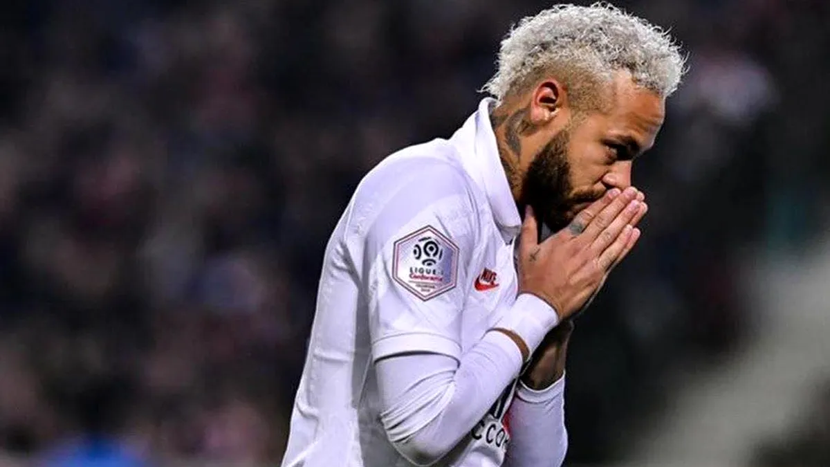 Neymar s-a accidentat în timpul meciului Istanbul Basaksehir - PSG. Când ar putea reveni pe teren / VIDEO
