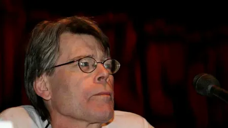 Consolidarea din industria editorială dăunează concurenţei, a declarat Stephen King într-un proces