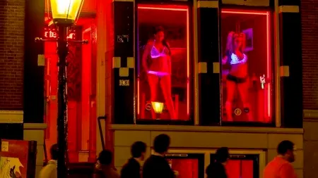 Amsterdam: Vine Marea Resetare peste fetele din Cartierul Roșu? /VIDEO