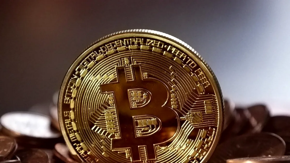Bitcoin a depășit pragul de 50.000 de dolari. E pentru prima oară