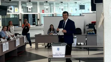 Prezidențiale: cine este politicianul care a votat deja