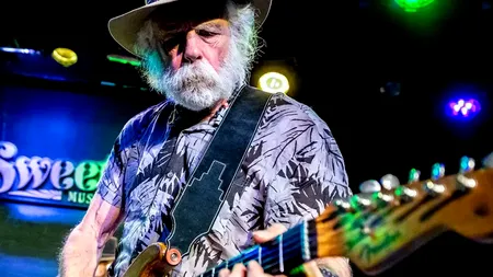 A murit o legendă a muzicii rock