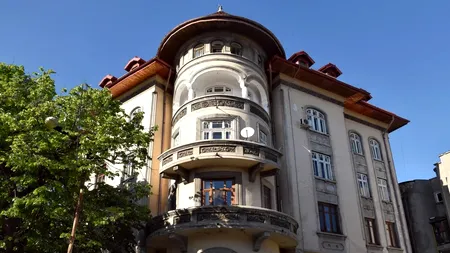 Bijuterie arhitecturală în București: apartament de 550.000 de euro într-o vilă istorică