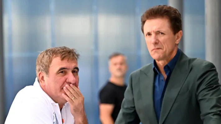 Hagi nu mai este patron la Farul Constanța