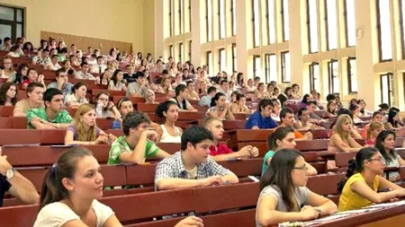 Cât costă studiile universitare pe locurile cu taxă