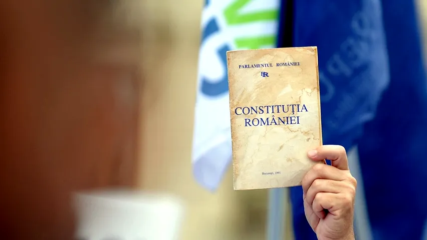Este obligat Nicușor Dan să cheme la discuții TOATE partidele parlamentare?