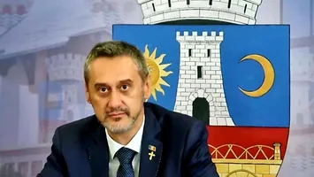 Primarul Slatinei, inculpat în dosarul „Cimitirul Strehareți”: audierea lui Mario De Mezzo a durat zece minute