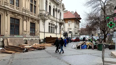 Nicușor Dan a desființat zece construcții provizorii de lemn de lângă Piața Romană