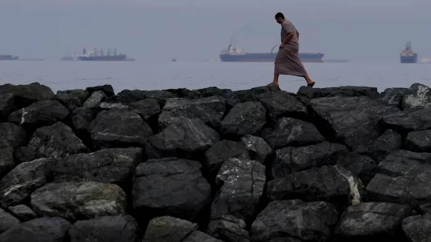 Faza pământului pârjolit: Miza războiului din Orientul Mijlociu se mută pe infrastructura critică