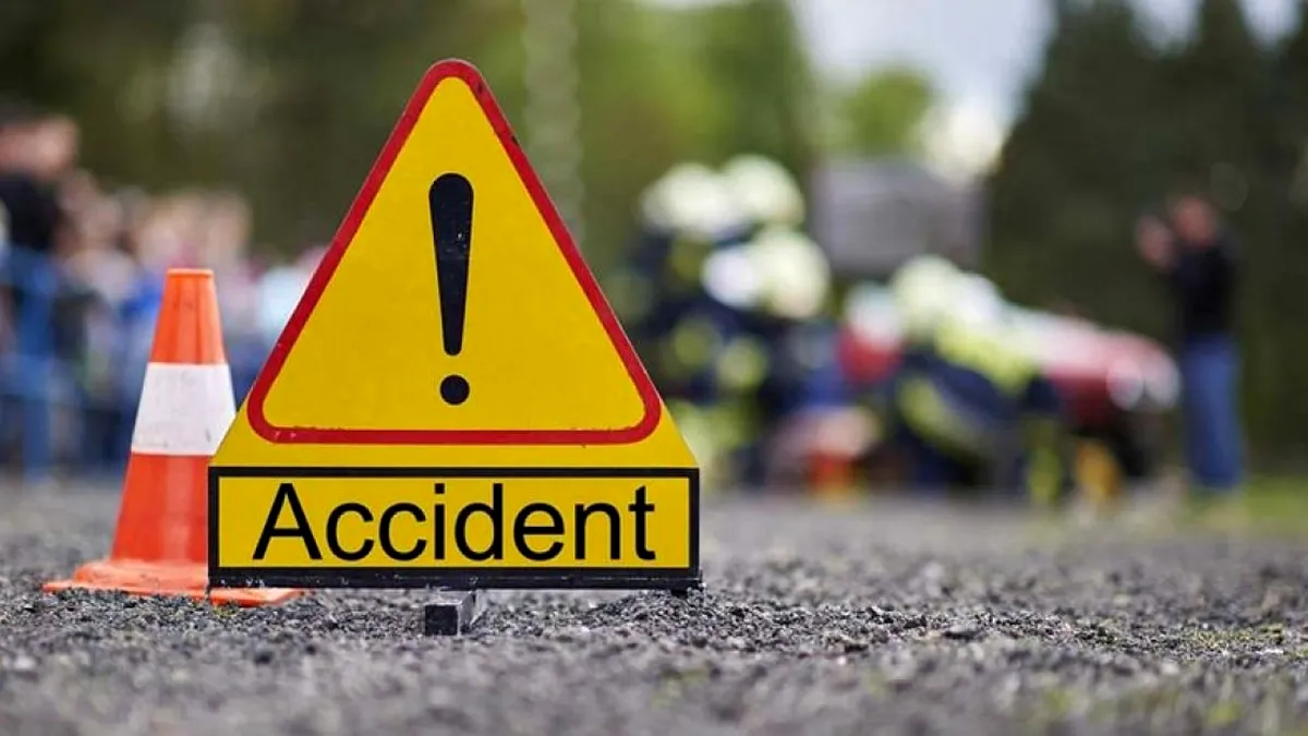 Un şofer beat şi posibil drogat a intrat cu maşina în mulțime, apoi a fugit