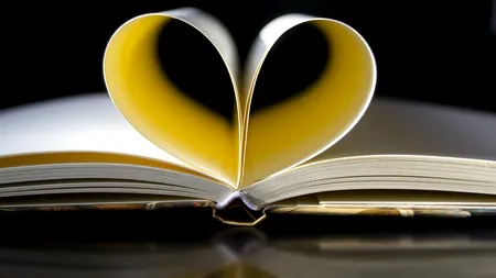 Horoscop 15 ianuarie 2023. Cui i se recită astăzi poeziile lui Eminescu