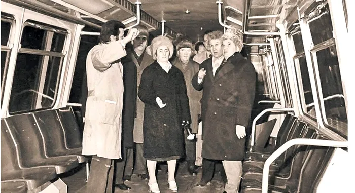 Elena și Nicolae Ceaușescu la inaugurarea metroului bucureștean, în 1979 / Foto: economica.net