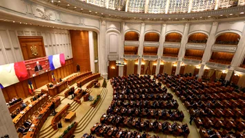 Noul Parlament și-a început activitatea. S-a reunit la prima ședință