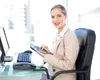 Funcționare bancare reținute după ce au acordat credite unei rețele infracționale