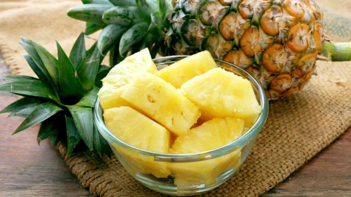 Ananasul face minuni după mesele copioase: îmbunătățește digestia și ”topește” proteinele