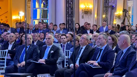 PNL își lansează programul de guvernare. Nicolae Ciucă și liderii liberali sunt la Sinaia