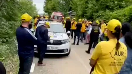 Primar PSD, acuzat de susținători ai AUR că a dat cu mașina peste ei