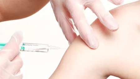 USR solicită Ministerului Sănătății să ia măsuri pentru vaccinarea antigripală a tuturor persoanelor vulnerabile