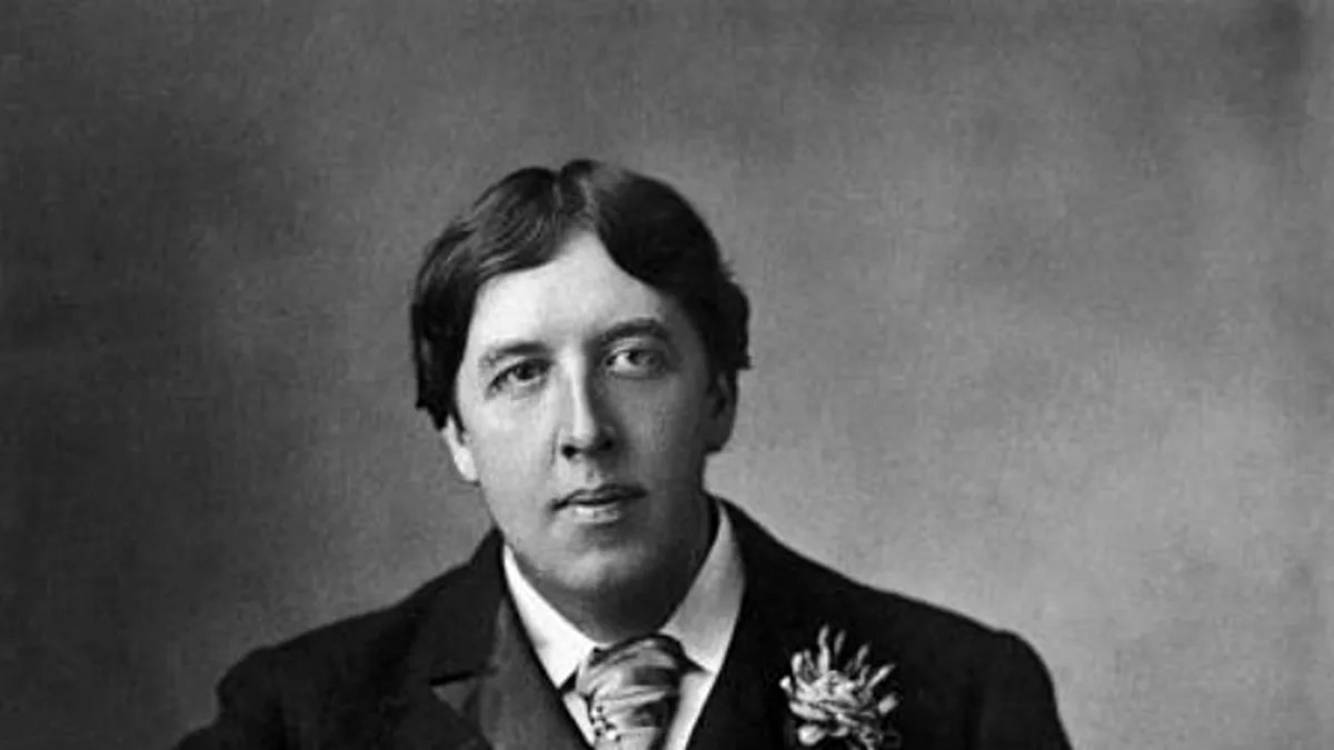Oscar Wilde, scriitorul care a fost închis pentru că era homosexual
