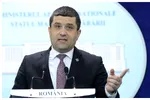 Ministrul USR interimar al Transporturilor, Radu Miruță, sabotează CFR Călători și Tarom
