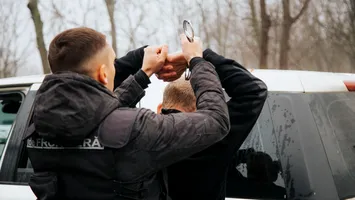 6.000 de euro de persoană, tariful „călăuzelor” din Moldova pentru transportarea  ucrainenilor în România