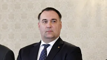 Scandal în Parlament: Deputatul Grosaru a confiscat microfonul! Ședința a fost suspendată