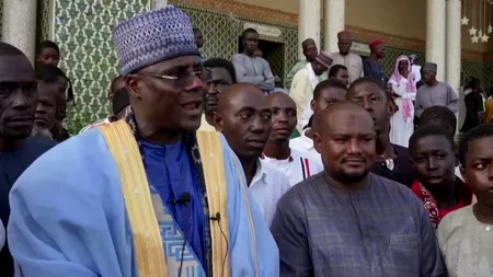 Mulțimile se roagă pentru pace în capitala Nigerului, după lovitura de stat