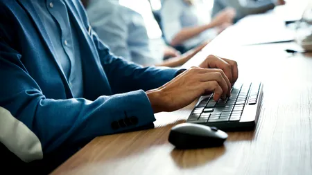 Un mare grup ungar din sectorul IT intră pe piața din România