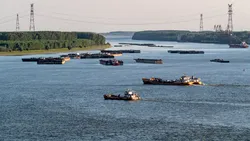 Guvernul a aprobat indicatorii investiției de 700 milioane lei pentru asigurarea navigației pe Dunăre 340 zile pe an