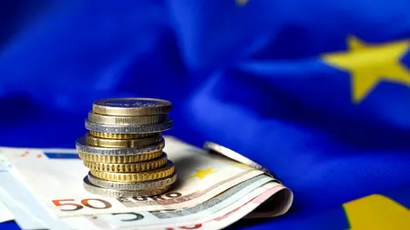 Spor de 40% pentru funcționarii care lucrează cu bani europeni. Dar numai dacă își fac treaba