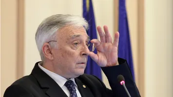 Mugur Isărescu cere Guvernului să reducă cheltuielile: „Finanțele publice sunt sub presiune”