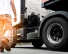 Salarii mari, puțini doritori. O țară europeană caută șoferi de TIR din străinătate, românii în prim-plan
