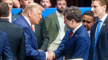 Discurs românesc la masa lui Trump. Nicușor Dan participă la Consiliul pentru Pace