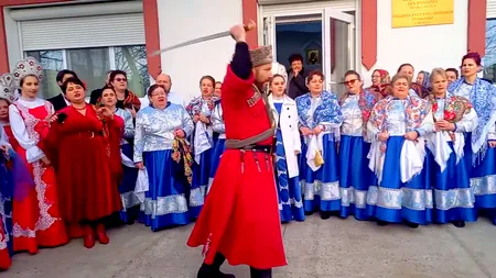 Lipovenii sărbătoresc „Maslenița”, sărbătoarea primăverii, a iubirii și a luminii