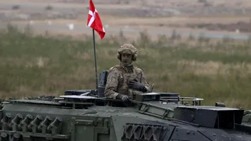 Groenlanda nu e pradă: ce nu înțeleg marile puteri despre Danemarca și ideea de război „ușor”