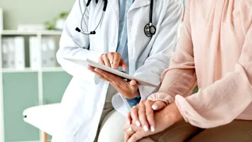 Scandal în sala de operație. Un doctor și o asistentă au întreținut relații intime în timpul intervenției chirurgicale