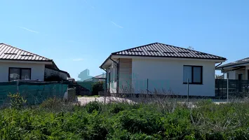 A fost identificată casa în care s-ar fi întâlnit Nicușor Dan și Victor Ponta cu Florian Coldea