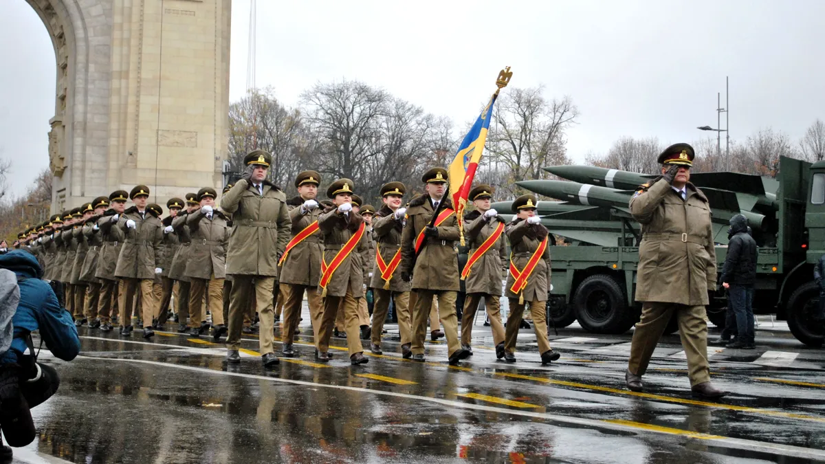 Parada Militară Naţională va avea loc pe 1 decembrie, chiar dacă sunt alegeri; câţi militari români și străini participă