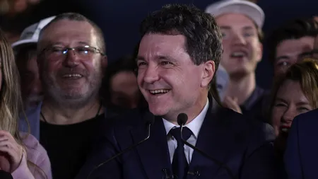Nicușor Dan, după ce a aflat că a intrat în finală: “Mulțumesc”