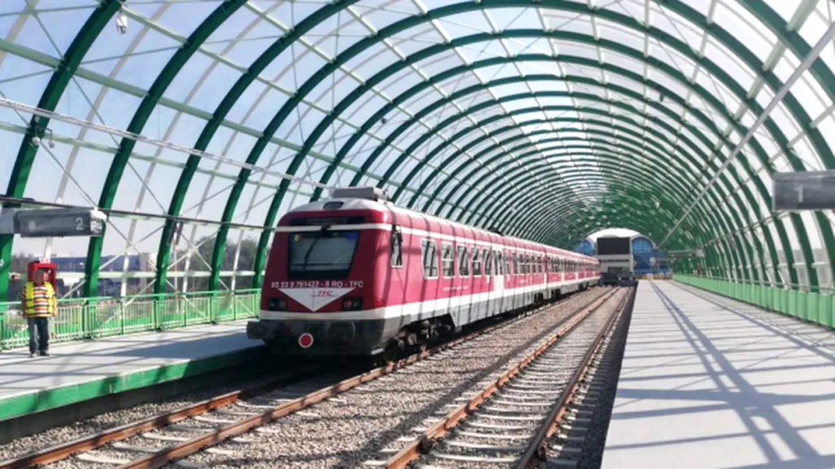 Patru trenuri care circulau pe relaţia Bucureşti - Mogoşoaia au avut întârzieri, după o defecţiune la sistemul de dirijare