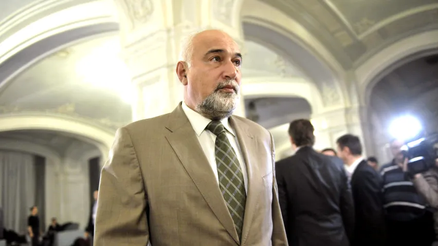 Tensiuni în PNL: aripa ALDE boicotează Congresul de duminică. Bolojan, comparat cu Lenin
