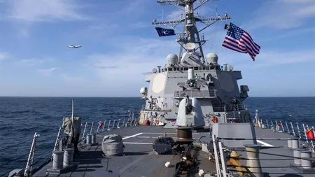 Două nave de război americane, în tranzit prin Strâmtoarea Taiwan