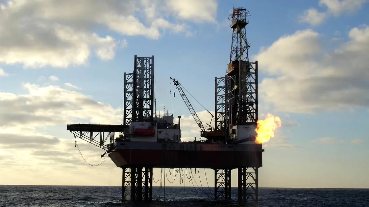 Rușii de la Lukoil abandonează proiectul din Marea Neagră românească