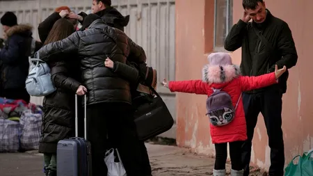 Multe zeci de mii de refugiați au intrat în România și Republica Moldova
